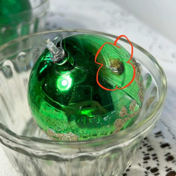 MCM green & glitter ornaments - Picture 10 of 10